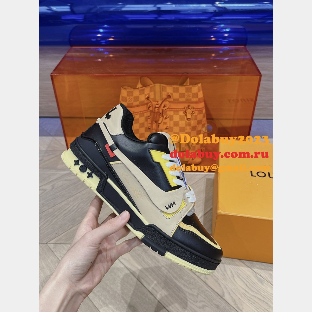 High Quality Replica US Louis Vuitton Trainer Sneaker Shoes