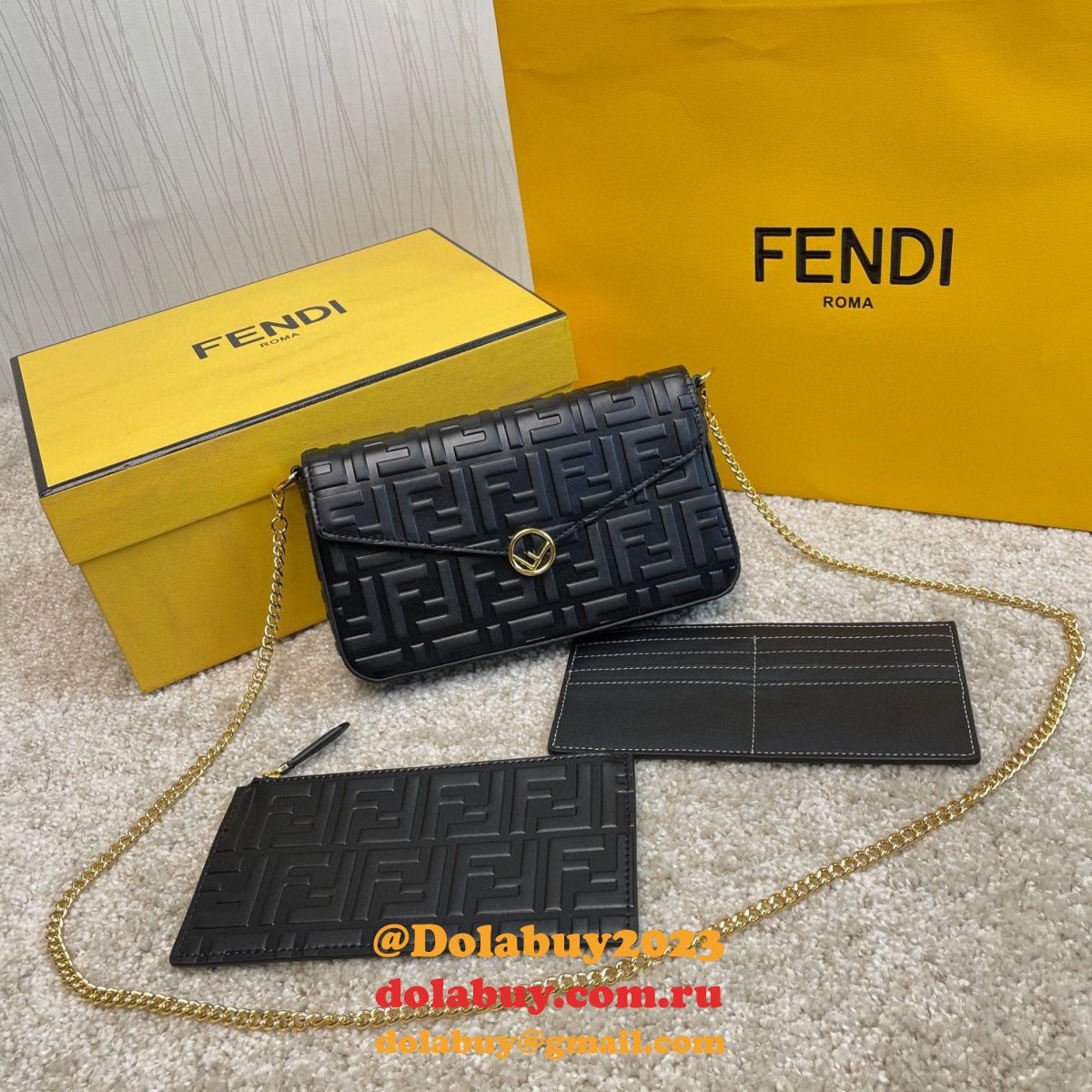 F**di best fashion 212200 maca embossing black bags