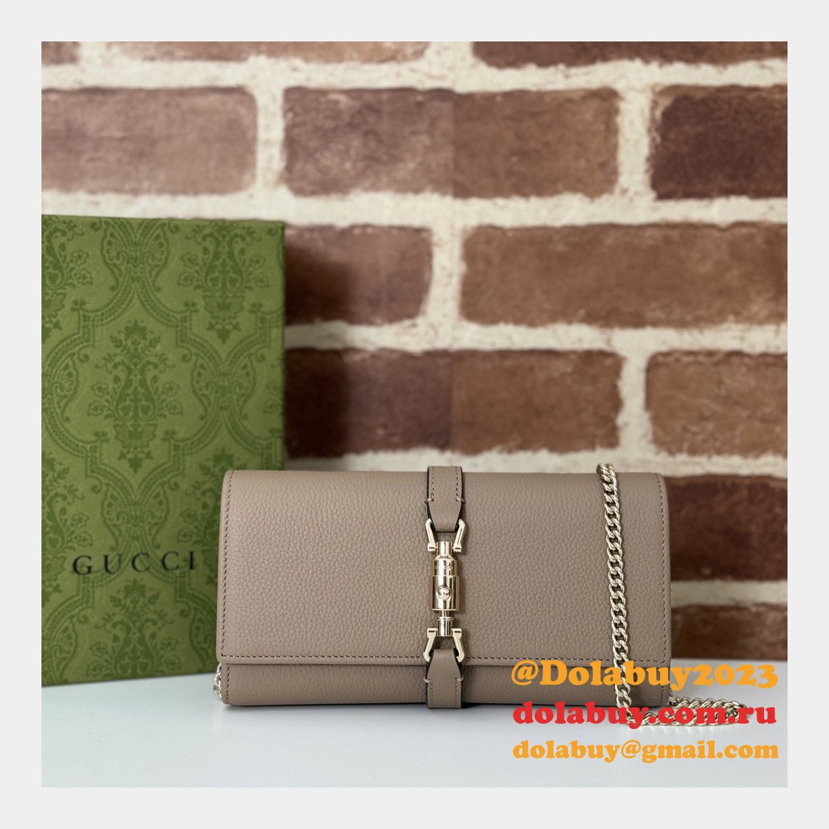 replica 652681 jackie 1961 chain wallet G*u*i aaa+ bag