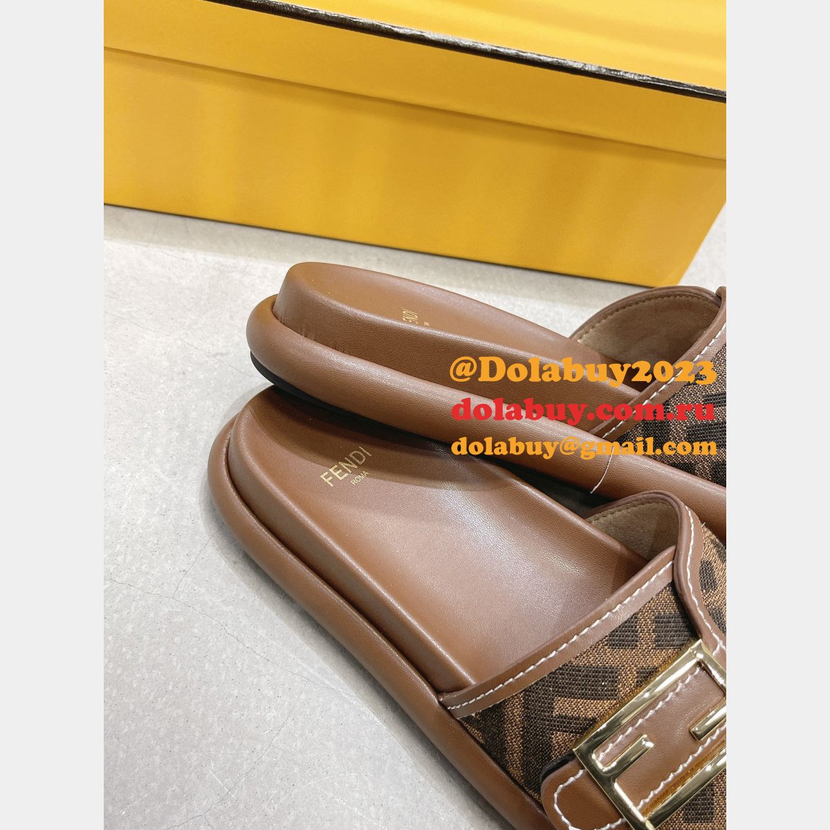 cheap F**di reflections knockoff sandals shoes on sale
