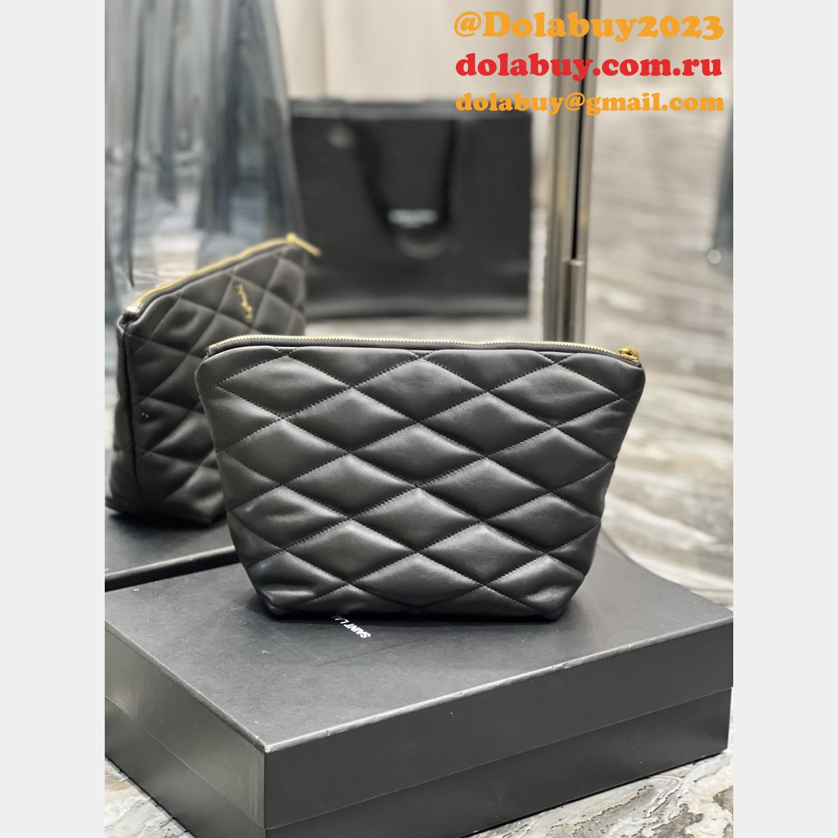 Sade Pouch Saint Laurent Top Quality 696779 Designer Fake Bag