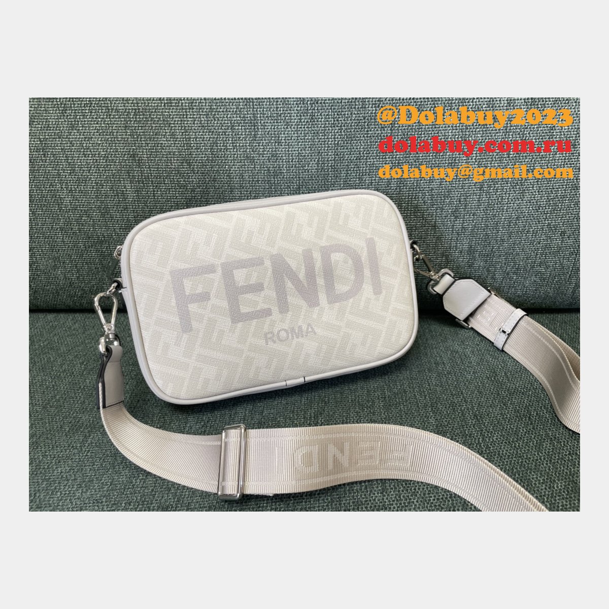 replica luxury & designer 8587 F**di camera bags