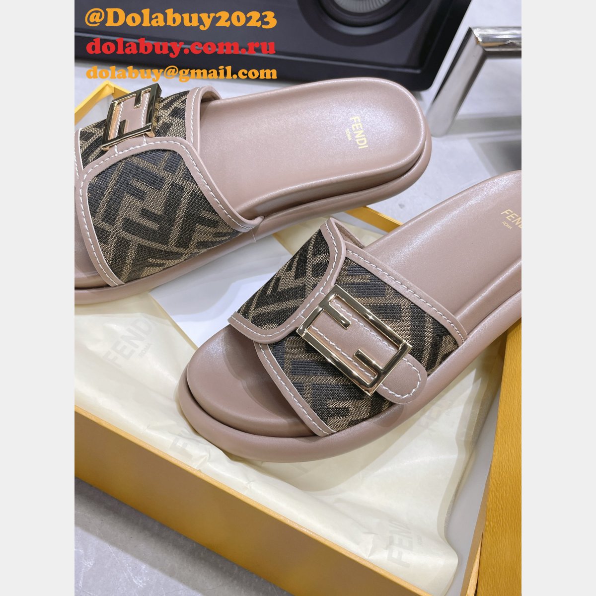 cheap F**di reflections knockoff sandals shoes on sale