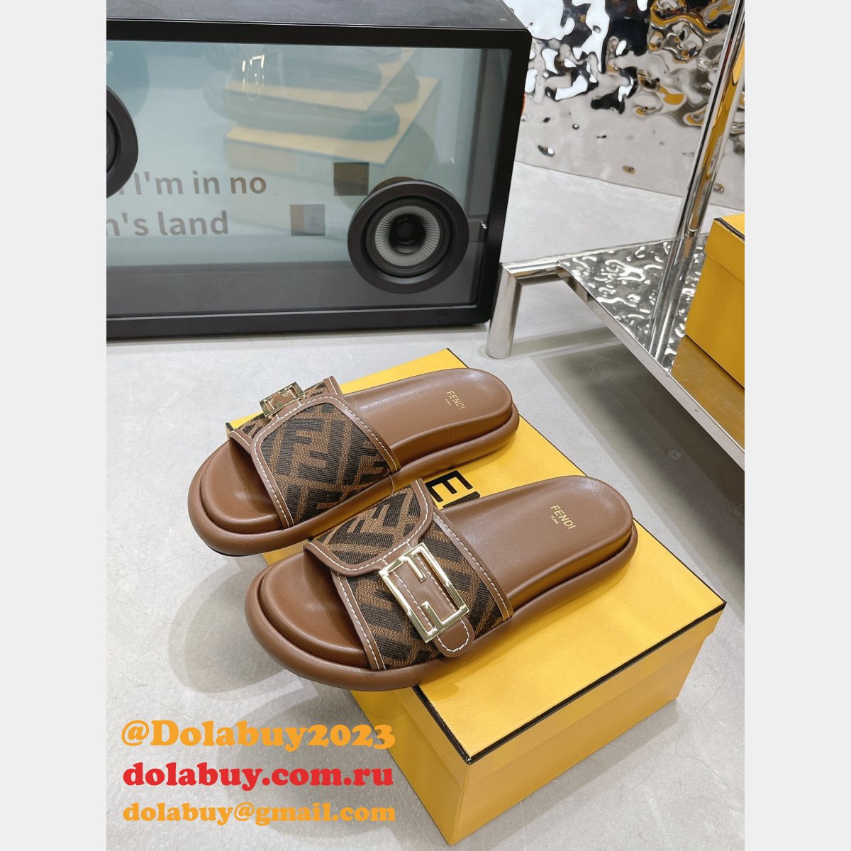 cheap F**di reflections knockoff sandals shoes on sale