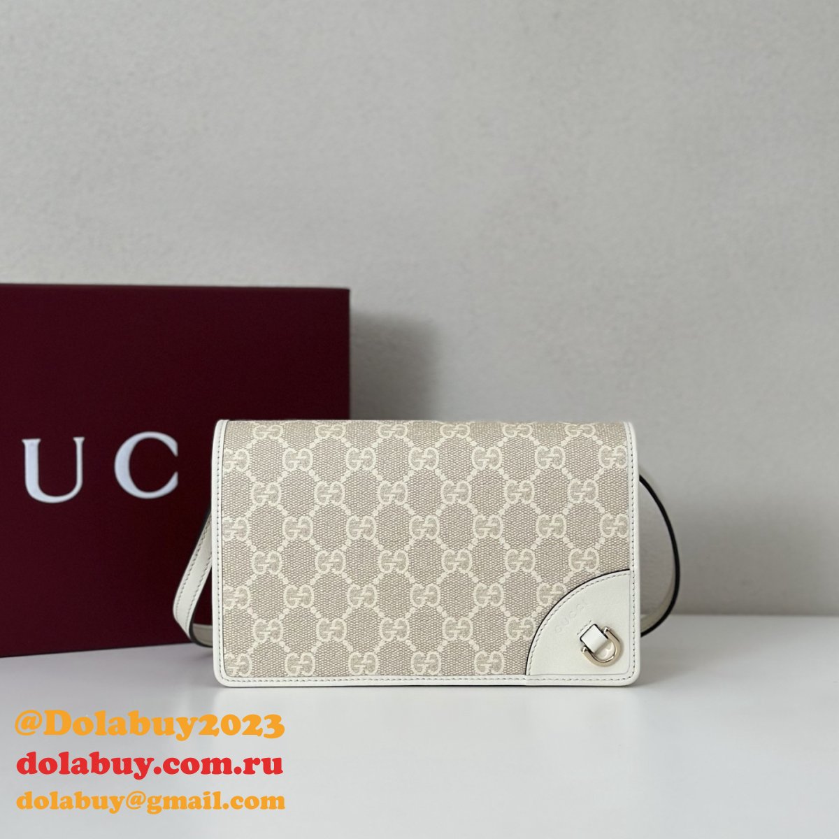 G*u*i designer gg emblem zip around wallet 819122