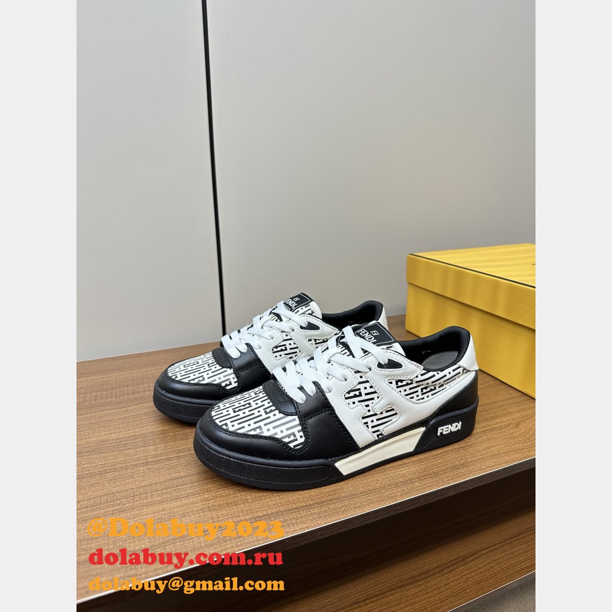 F**di match low-top sneakers