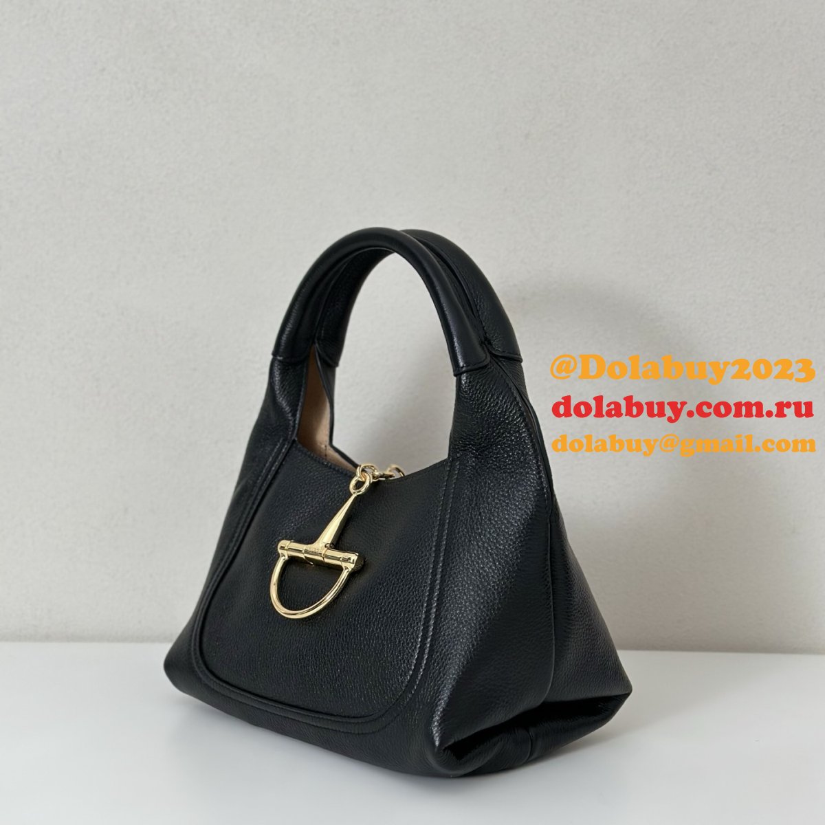 duplicate 837467 G*u*i softbit small shoulder aaa+ black bag